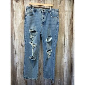 Fashion Nova Women’s Distressed Ripped Straight Leg Medium Wash Denim Jeans | 18